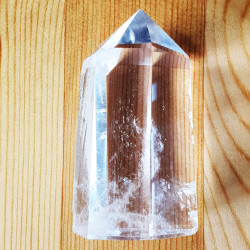 Clear Quartz Obelisk - 7 cm - inari.co.nz - The Crystal Rainbow