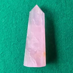 Rose Quartz Obelisk - inari.co.nz