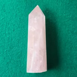 Rose Quartz Obelisk - 10.5cm - thecrystalrainbow.co.nz