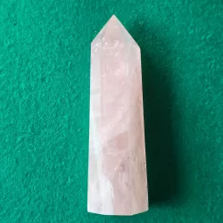 Rose Quartz Obelisk - 10.5cm - thecrystalrainbow.co.nz