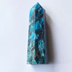 Blue Apatite Obelisk - 8.4cm - thecrystalrainbow.co.nz